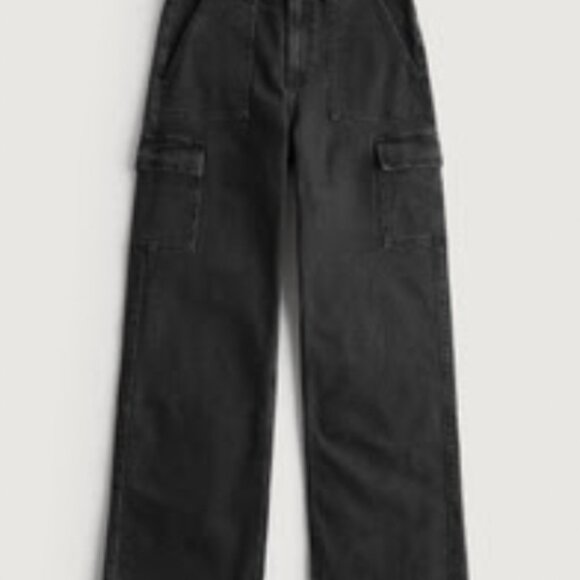 HOLLISTER Ultra High-Rise Washed Black Cargo Baggy Jeans - 12 L - Picture 1 of 3